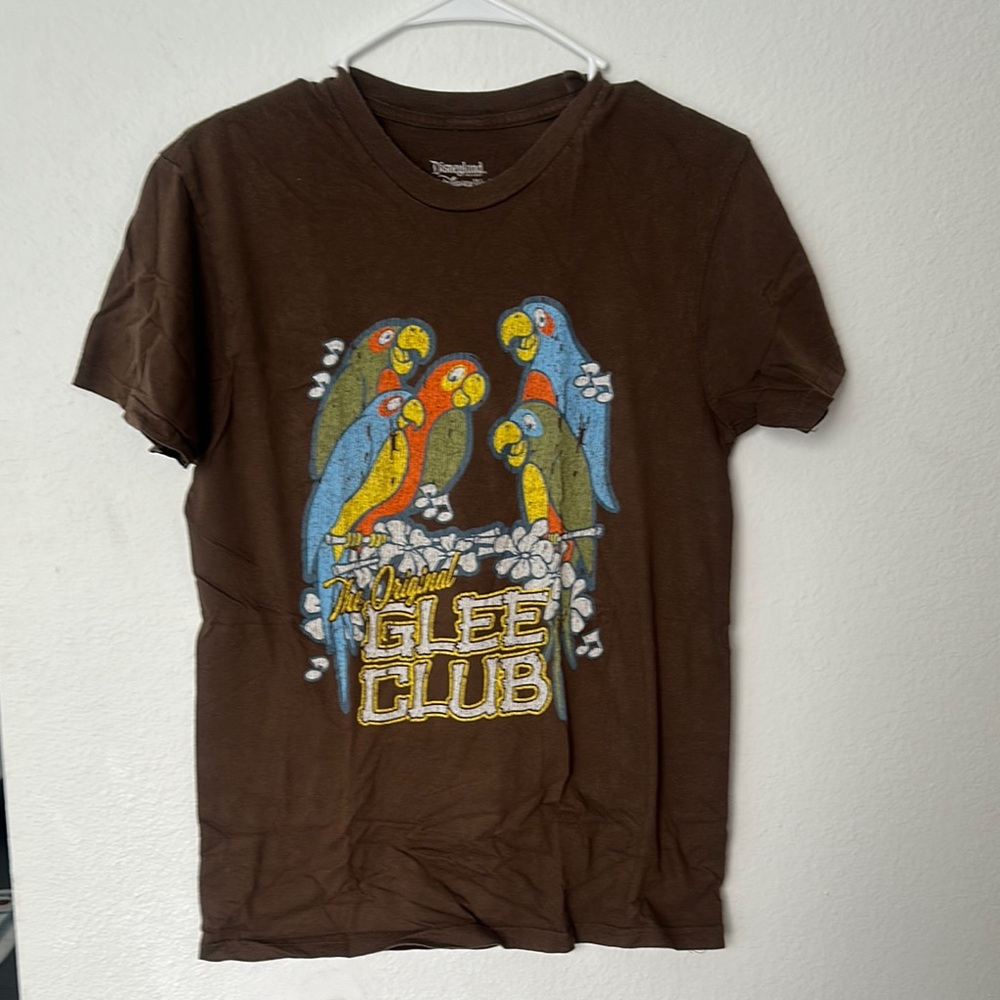 Brown Parrot Graphic Tee